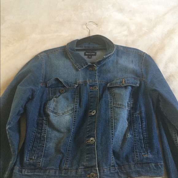 Jean jacket - Picture 1 of 4